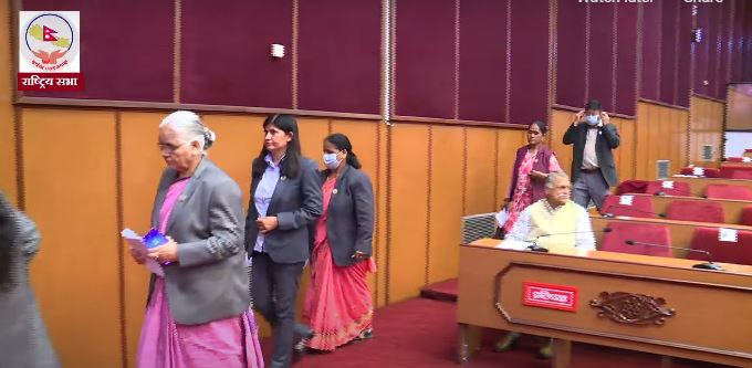 प्रतिपक्षी एमालेले गर्‍यो राष्ट्रियसभा बैठक बहिष्कार